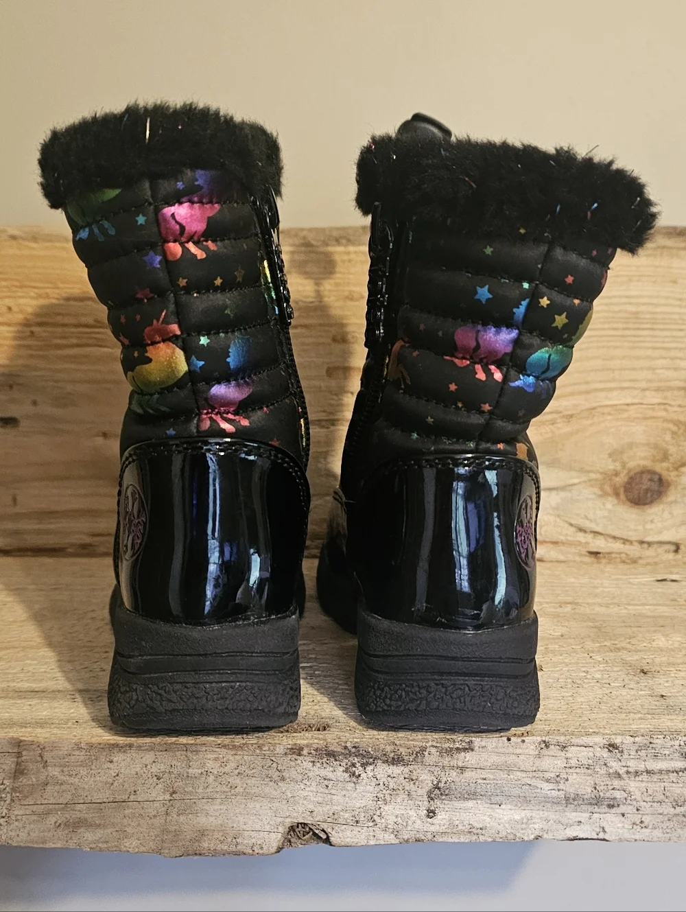 Toddler Girls Totes Black Unicorn Snow Boots Rainbow Stars Size 6